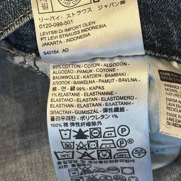 Levi's Women's 505 Straight Leg Jeans Medium Wash Size 12 - Picture 10 of 11